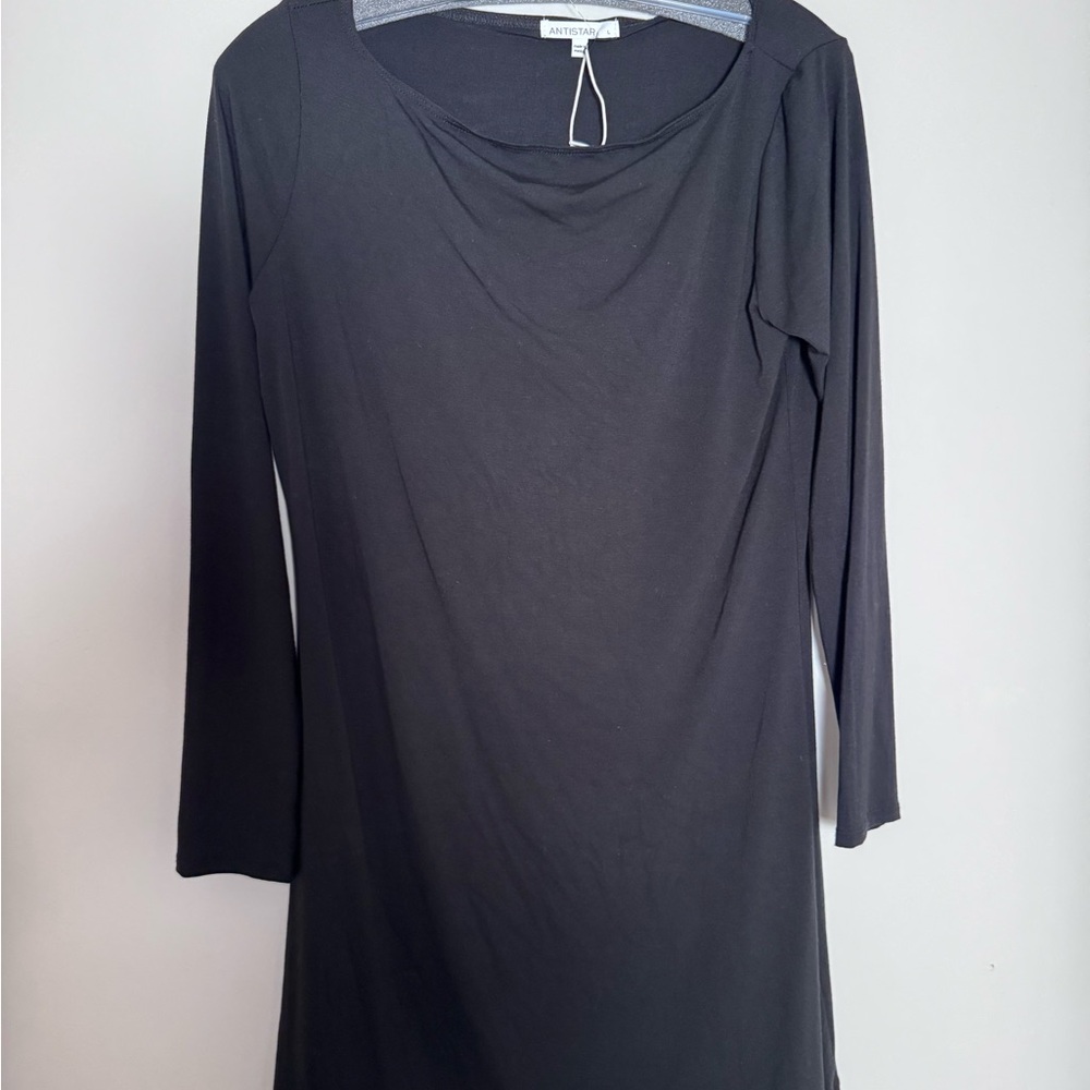 Chic Long Sleeve Black Dress